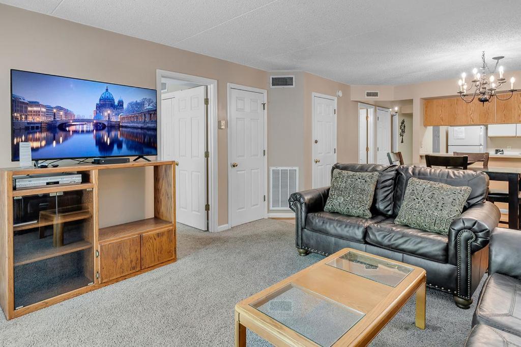 Park Place Condos ガトリンバーグ エクステリア 写真